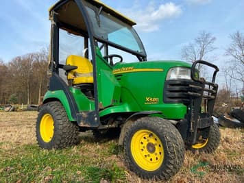 Main image John Deere X585