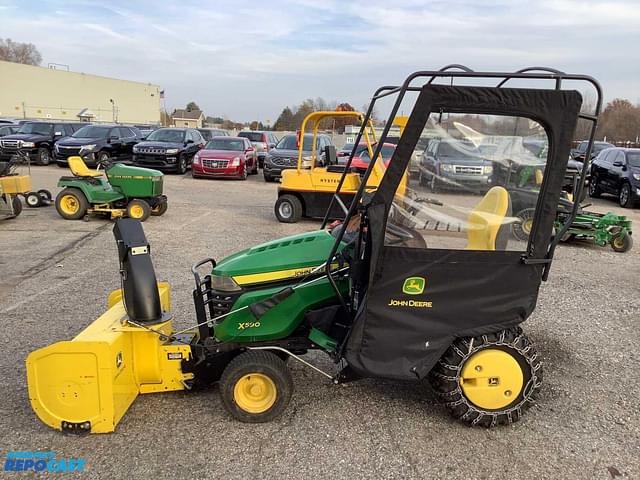 Image of John Deere X590 equipment image 3