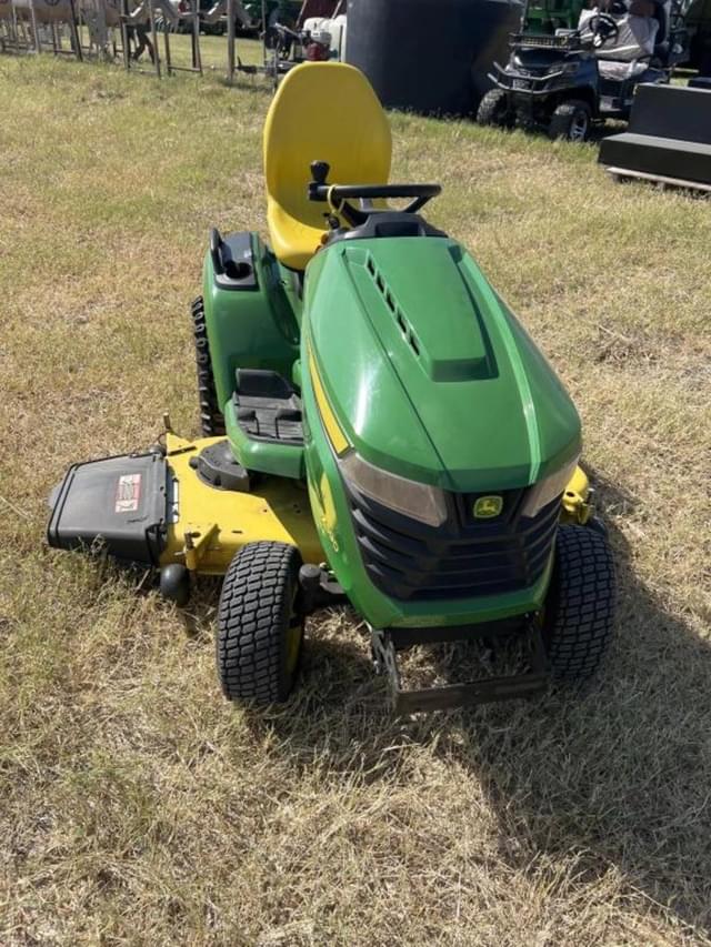Image of John Deere X590 equipment image 1