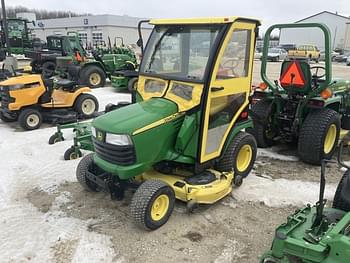 2012 John Deere X700 Equipment Image0