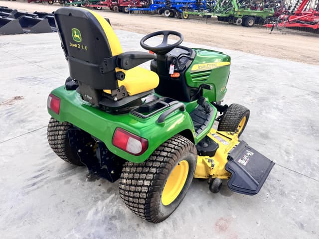 Image of John Deere X720 equipment image 2