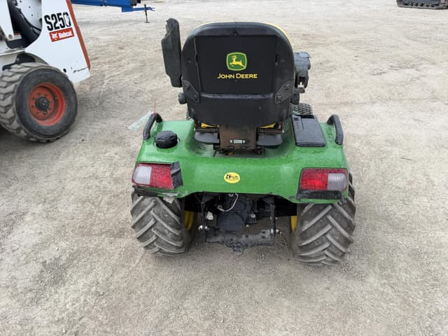 Image of John Deere X720 equipment image 3