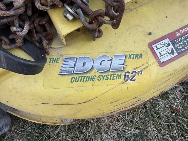 Image of John Deere X720 equipment image 2