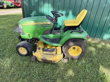 Main image John Deere X720