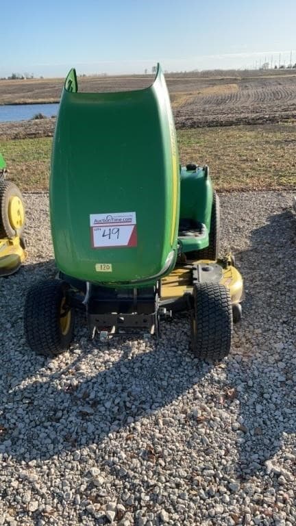 Image of John Deere X720 equipment image 1