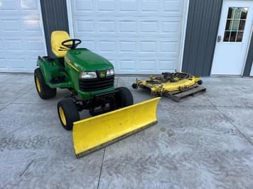 Main image John Deere X728