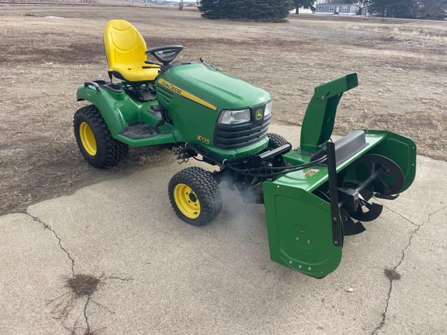 Image of John Deere X728 equipment image 1