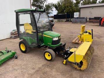 Main image John Deere X728