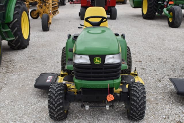 Image of John Deere X729 equipment image 1