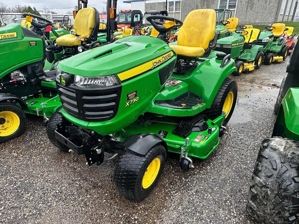 Image of John Deere X730 Primary image