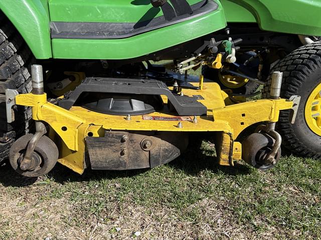 Image of John Deere X730 equipment image 1