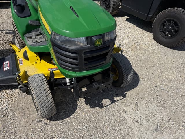 Image of John Deere X734 equipment image 1