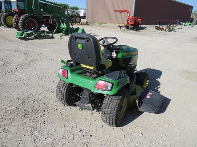 Image of John Deere X734 equipment image 3