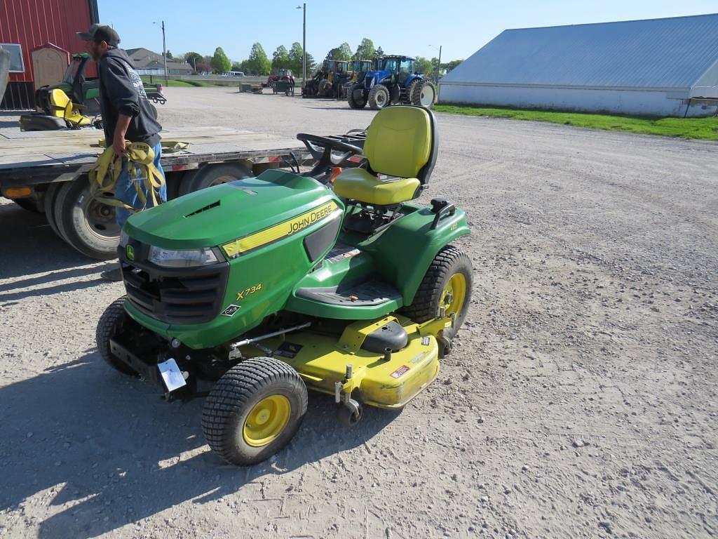 Image of John Deere X734 Primary image