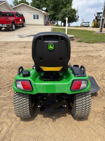 Image of John Deere X734 equipment image 4