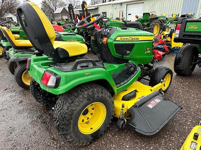 Image of John Deere X738 equipment image 2