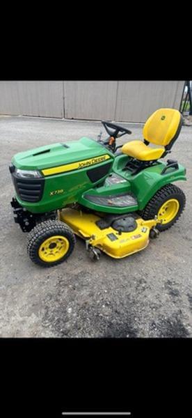 Image of John Deere X738 Image 0
