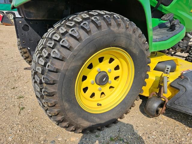 Image of John Deere X739 equipment image 3