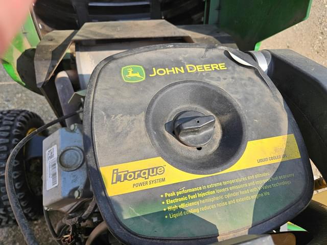 Image of John Deere X739 equipment image 2