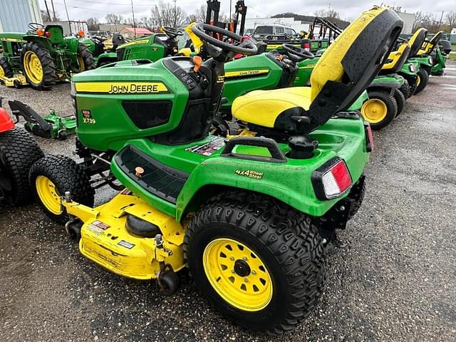 Image of John Deere X739 equipment image 1