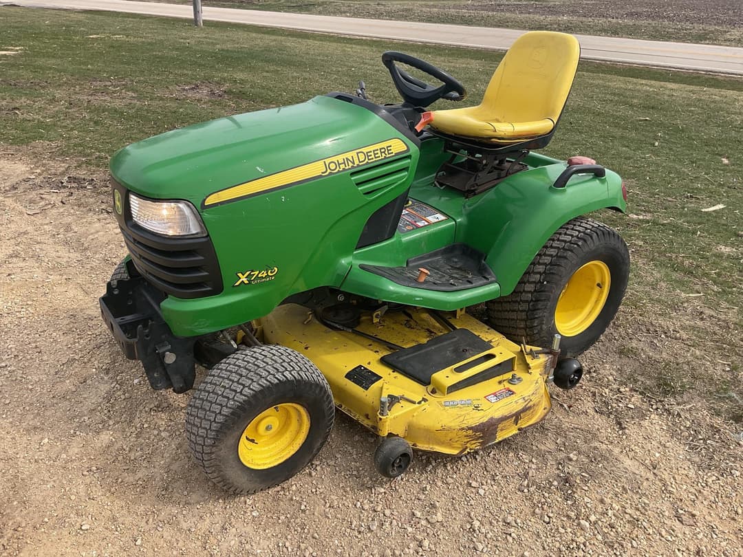 Image of John Deere X740 Primary image