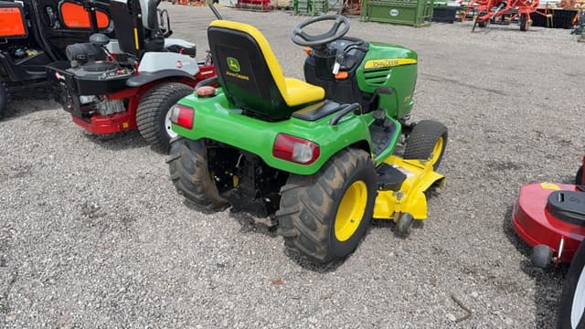 Image of John Deere X740 equipment image 4
