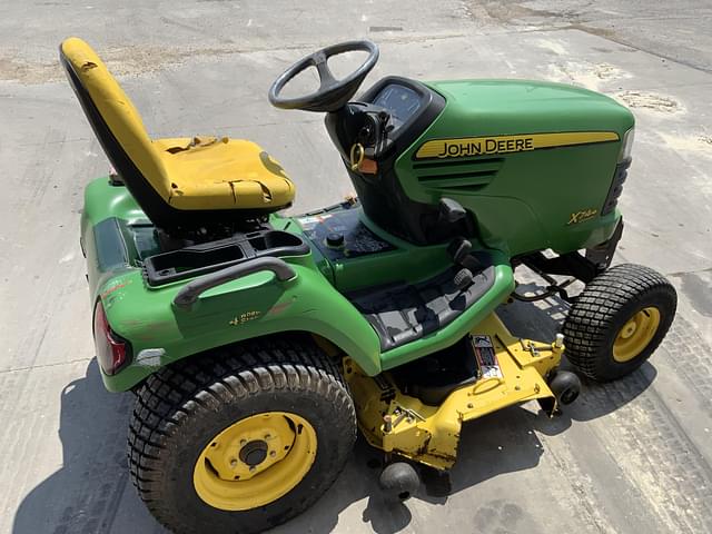 Image of John Deere X744 equipment image 3