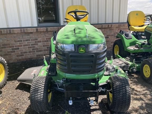 Image of John Deere X750 equipment image 2