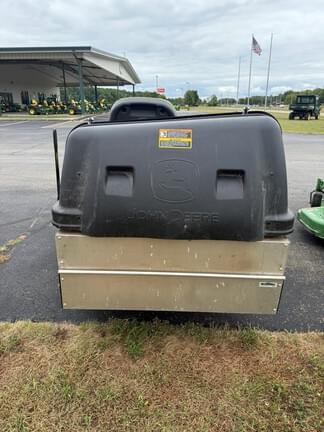 Image of John Deere X758 equipment image 2