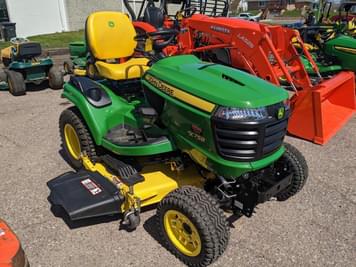 Main image John Deere X758