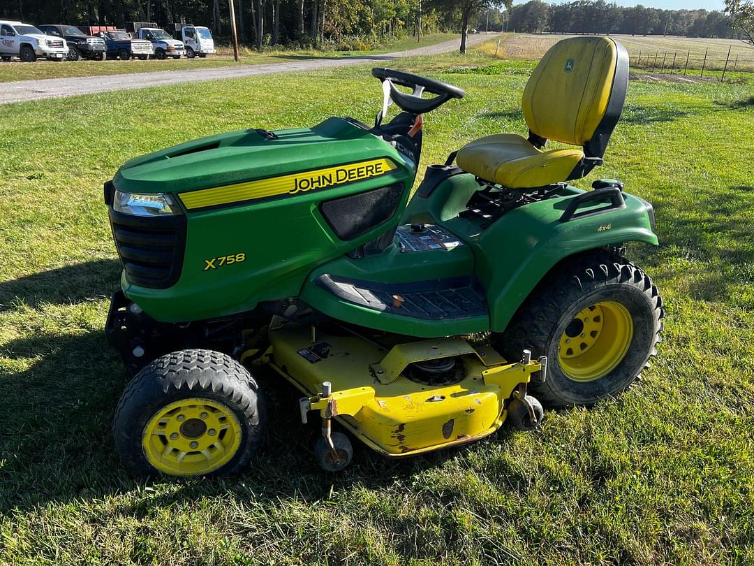 Image of John Deere X758 Primary image