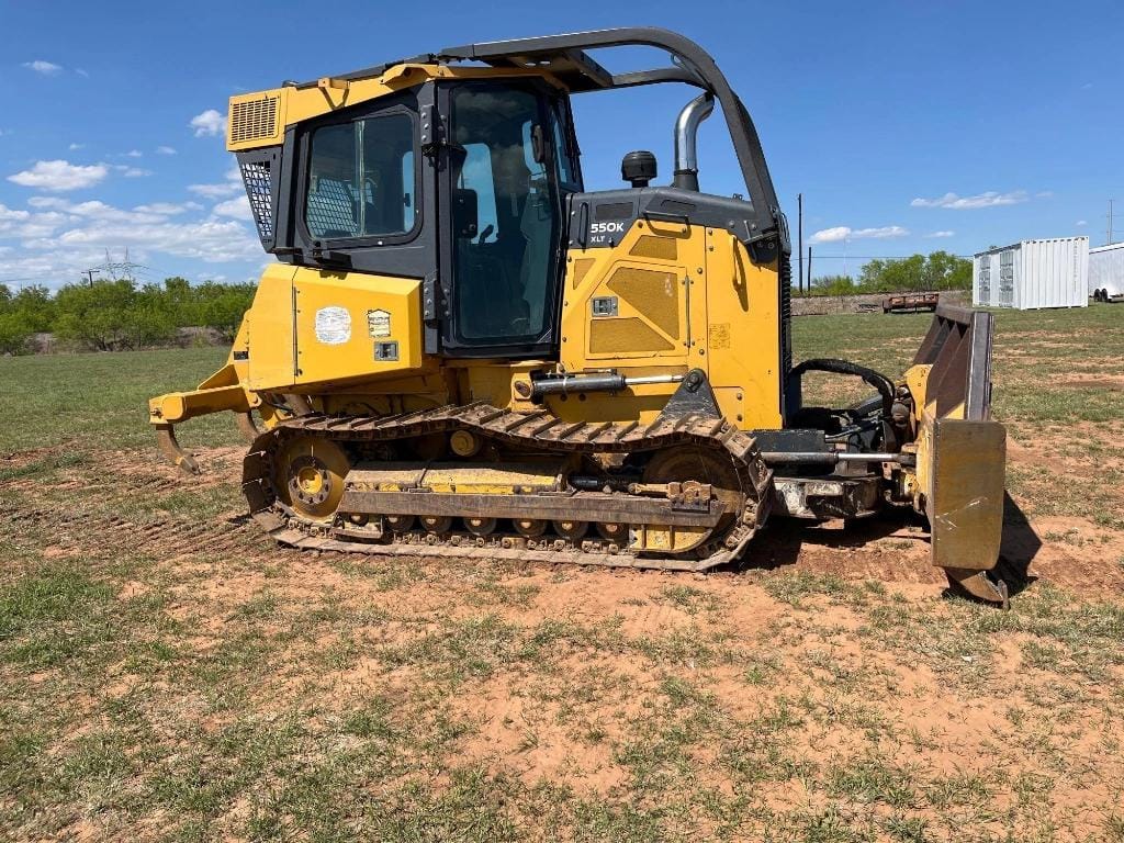 John Deere 550K XLT Equipment Image0