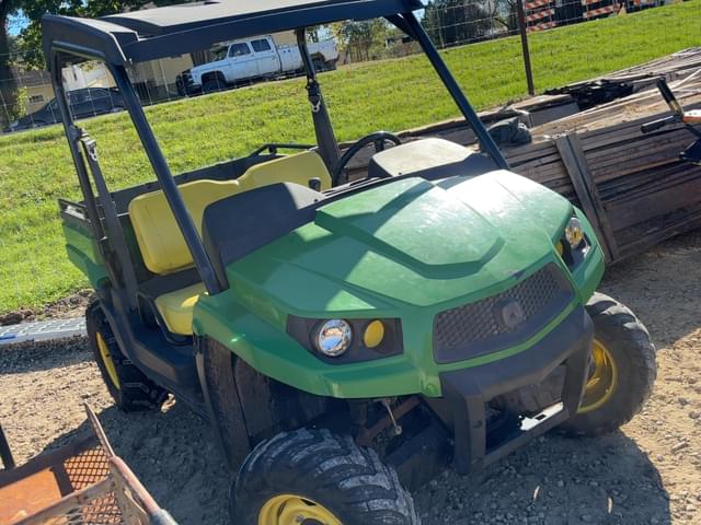 Image of John Deere Gator XUV 550 equipment image 1