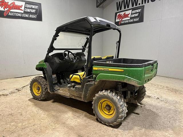 Image of John Deere XUV 550 equipment image 2