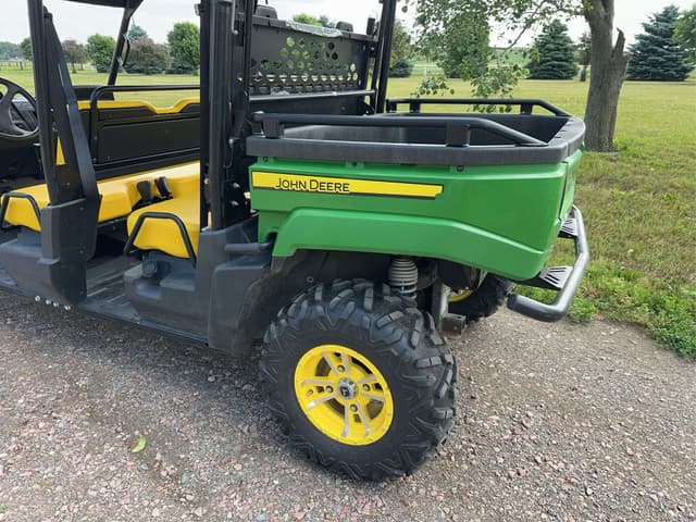 Image of John Deere XUV 550 S4 equipment image 3