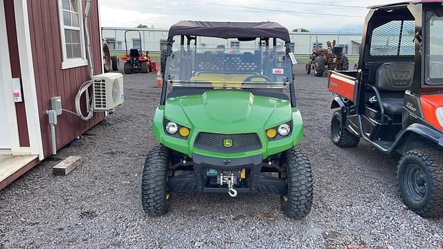 Image of John Deere XUV 550 equipment image 1