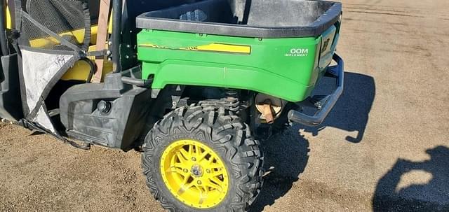 Image of John Deere XUV 590E S4 equipment image 2