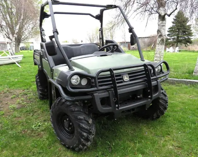 Image of John Deere XUV 625i equipment image 2