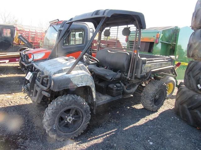 Image of John Deere Gator XUV 825i equipment image 1