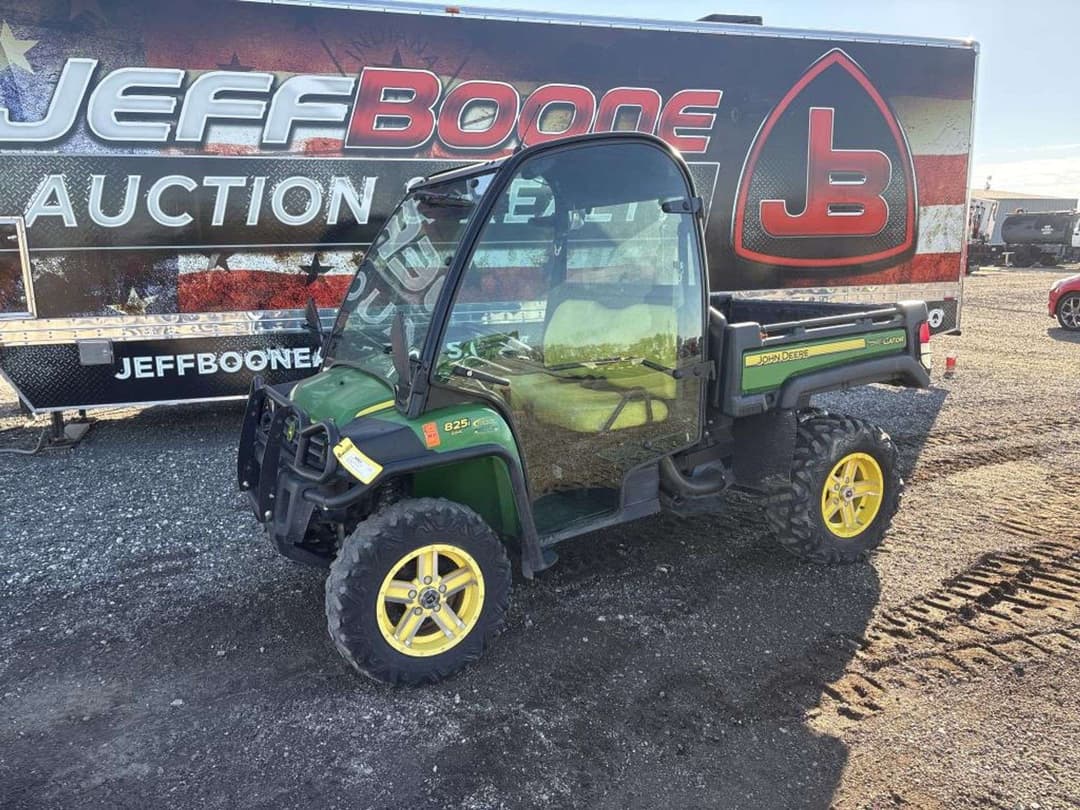 Image of John Deere Gator XUV 825i Primary image