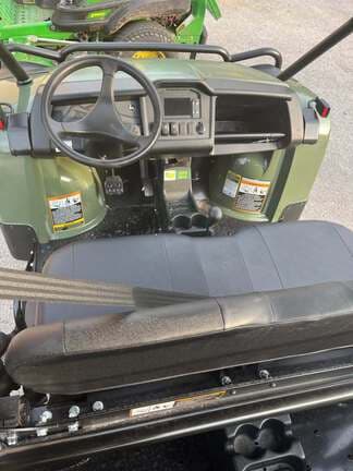 Image of John Deere XUV 825M equipment image 4