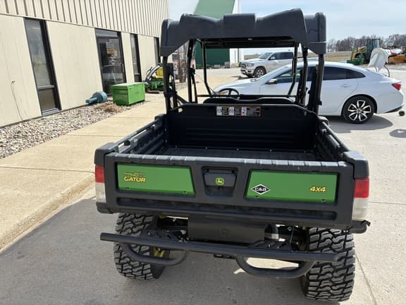 Image of John Deere XUV 825M S4 equipment image 3
