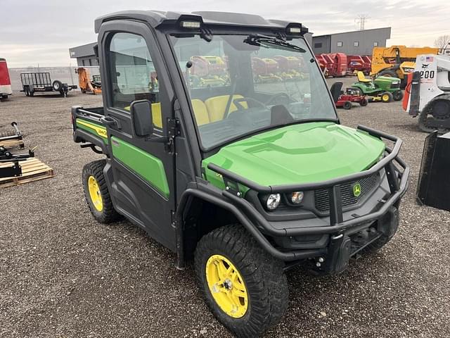Image of John Deere XUV 835M equipment image 3