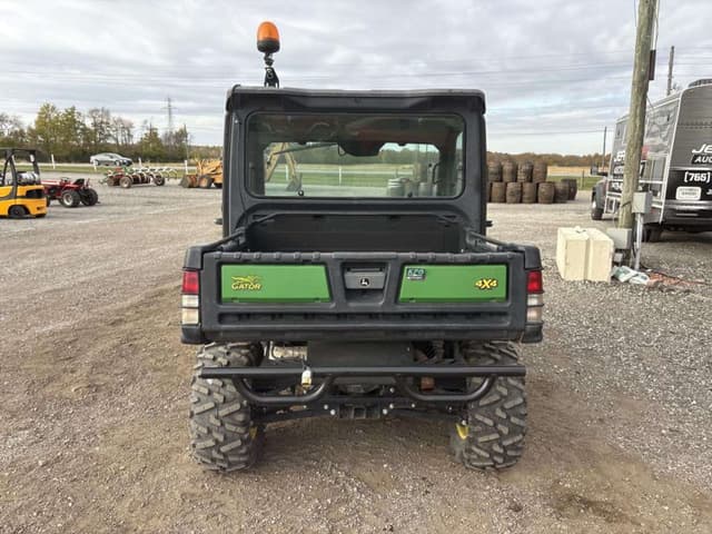 Image of John Deere XUV 835M equipment image 3