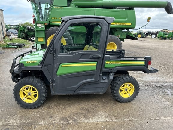 Main image John Deere XUV 835M