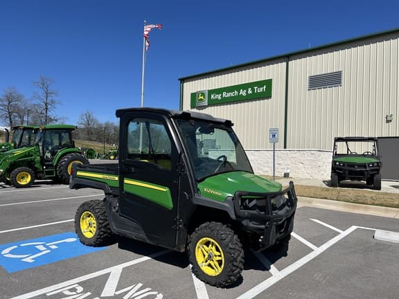 Image of John Deere XUV 835M Primary image