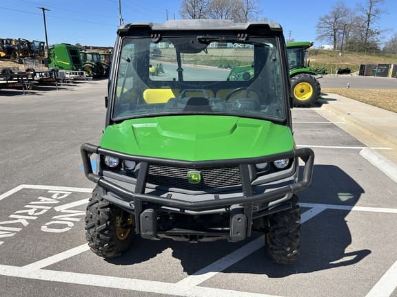 Image of John Deere XUV 835M equipment image 1