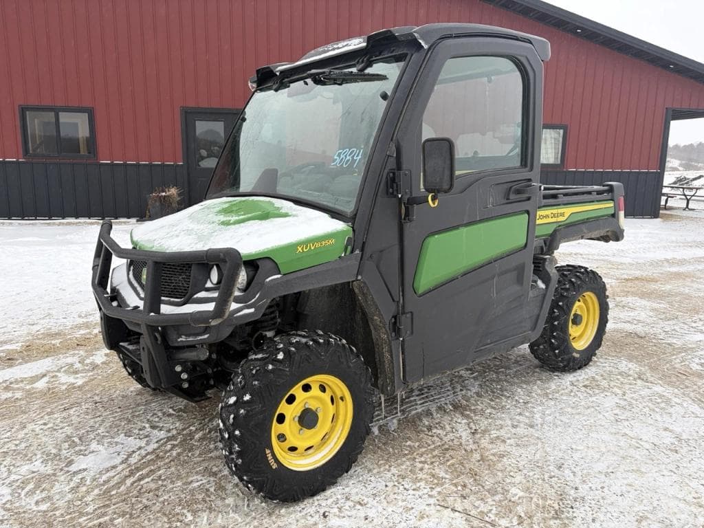 Image of John Deere XUV 835M Primary image