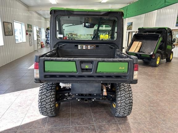 Image of John Deere XUV 835R equipment image 3