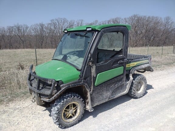 Main image John Deere XUV 835R